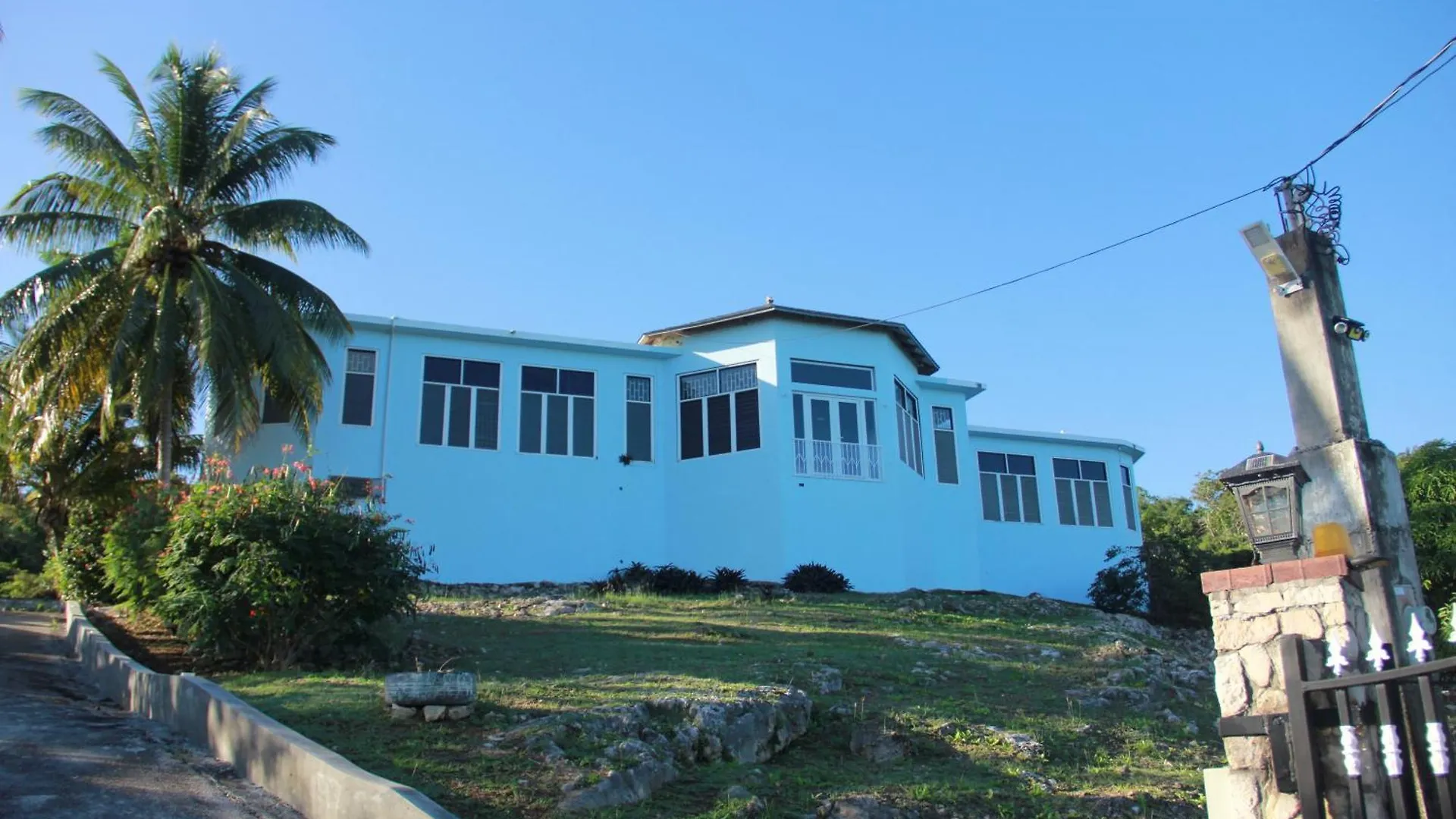 Holiday home Sunshine Lodge: Your Home Away From Home Montego Bay