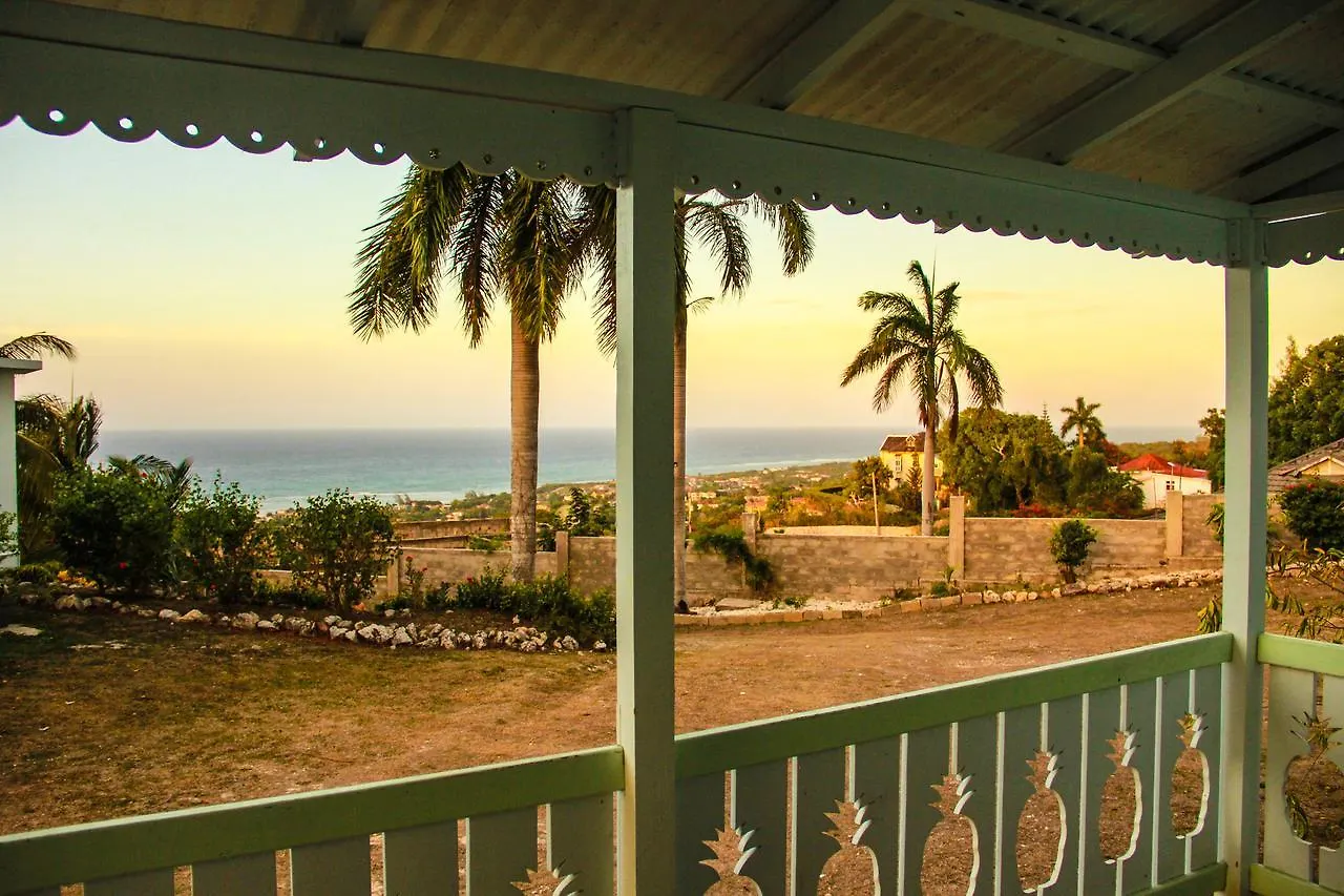 Holiday home Sunshine Lodge: Your Home Away From Home Montego Bay